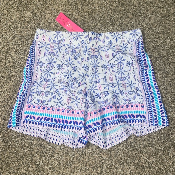 Lilly Pulitzer Pants - NWT! Lilly Pulitzer Neilah Shorts!